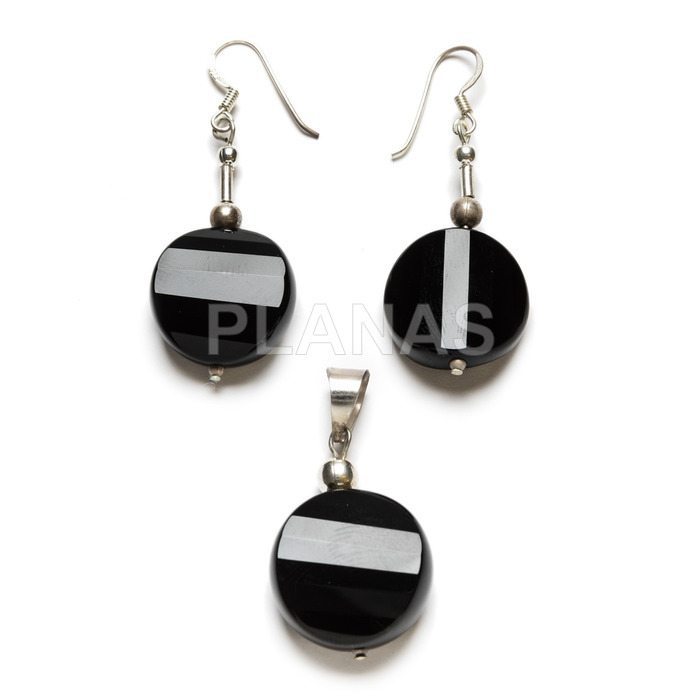 Set of earrings and pendant in sterling silver and onyx.