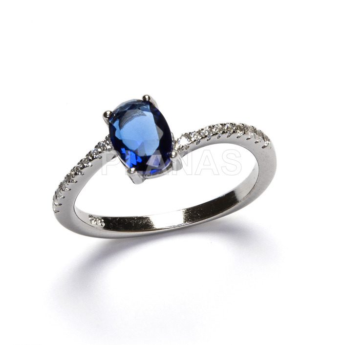 Ring in rhodium plated sterling silver and zircons.