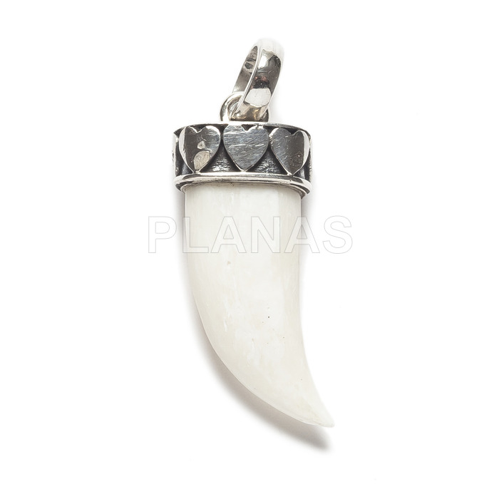 Pendant in sterling silver and bone. horn.