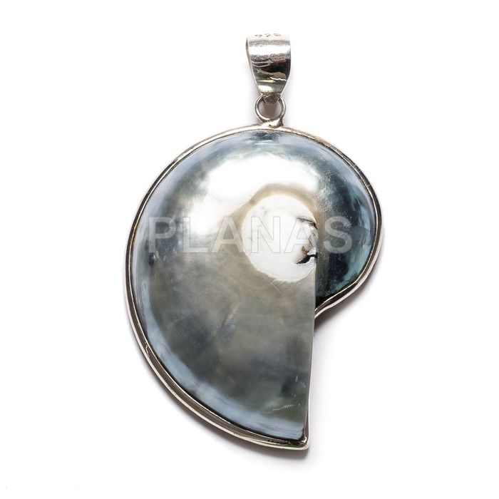 Balinese pendant in sterling silver.
