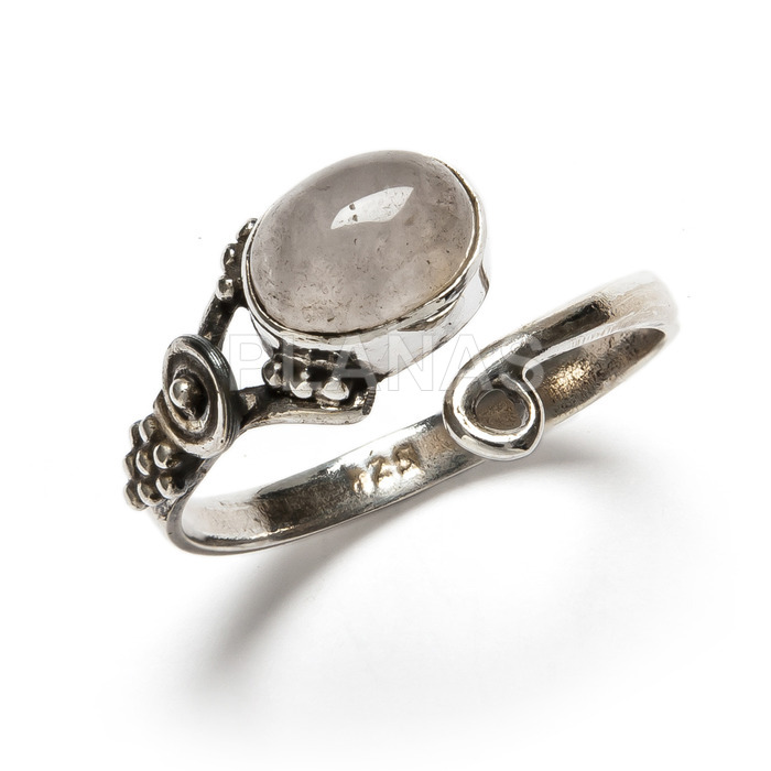 Ring in sterling silver and rose quartz.