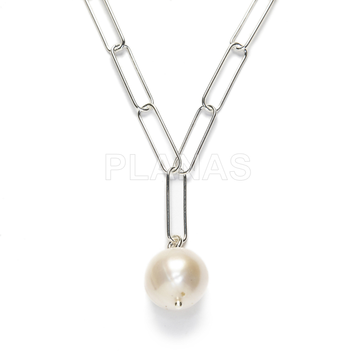 Necklace in sterling silver and 12mm cultured pearl.