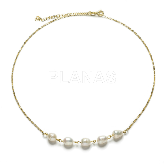 Necklace in sterling silver and gold plated with 6-7mm cultured pearls.