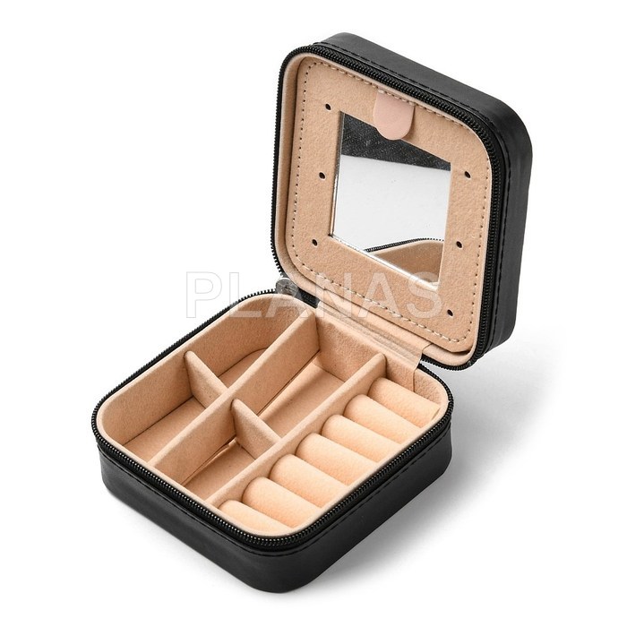 Portable travel jewelry box for your jewelry with mirror. black color.