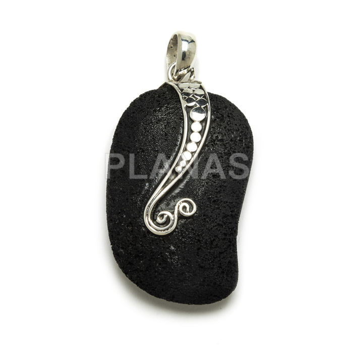 Pendant in sterling silver and lava.