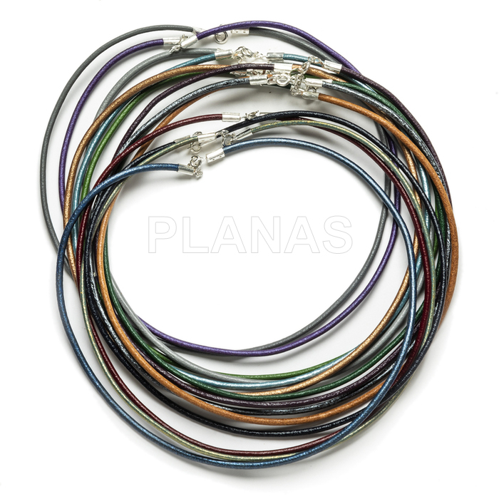2.5mm national sterling silver and leather cord.