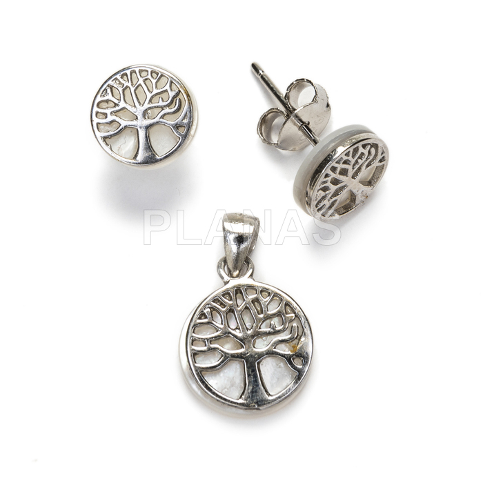 Set in sterling silver and mother of pearl. tree of life.