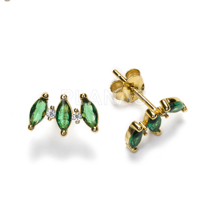 Earrings in sterling silver and gold plated with emerald zircons.