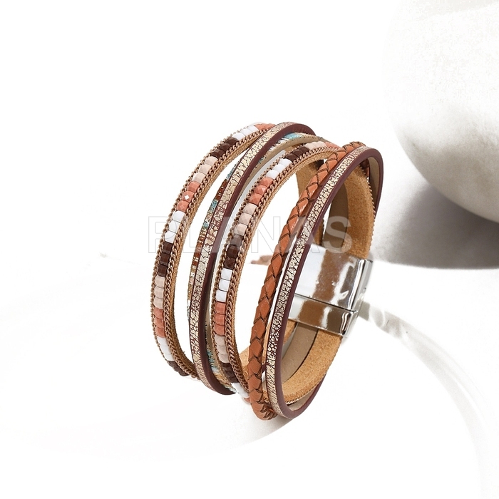 Pulsera  en cuero PU y cierre en  Acero Inoxidable magnetico.Color Sandy Brown.