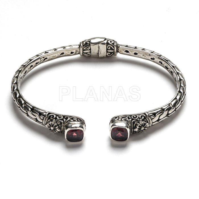 Pulsera rigida en plata de Ley.  