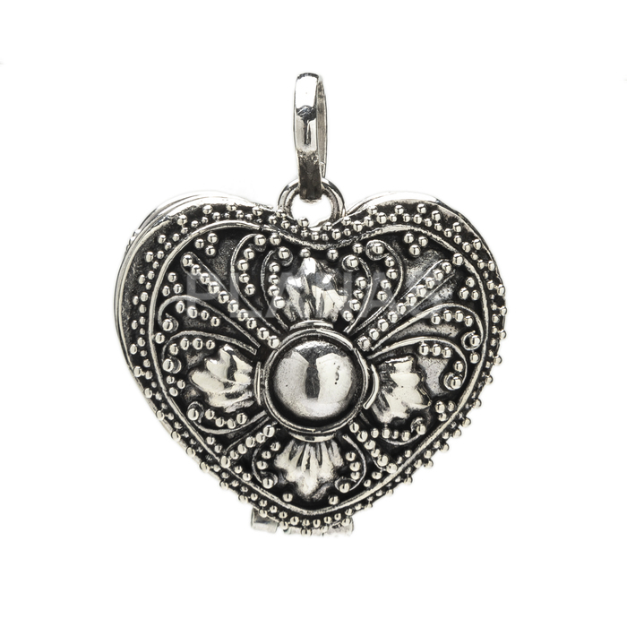 Sterling silver wish chest. heart.