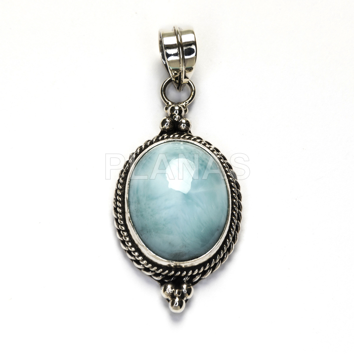 Pendant in sterling silver and larimar.