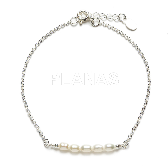 Pulseira de prata esterlina com pérolas cultivadas de 4 mm.