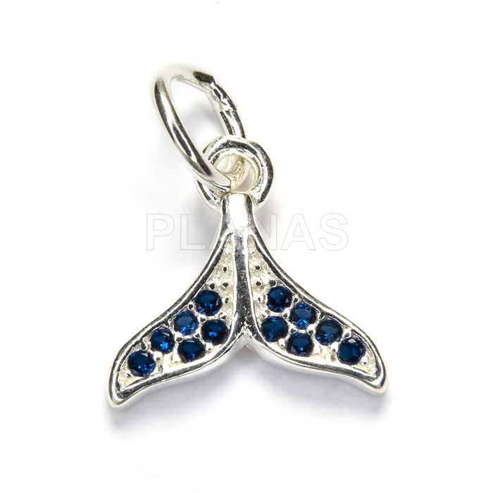 Mini colgantes en Plata de ley y Circonitas azules. COLA DE BALLENA.  