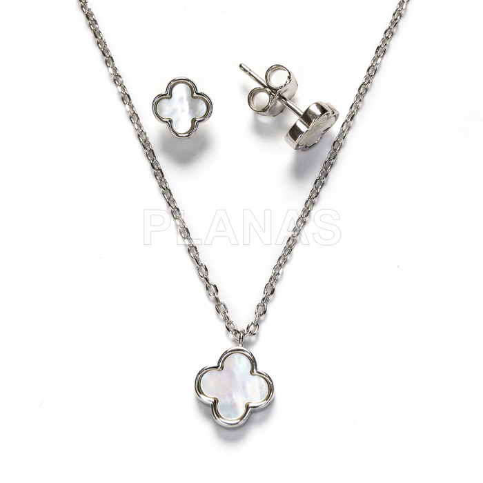 Collar en Plata de ley Rodiada y Nacar. 