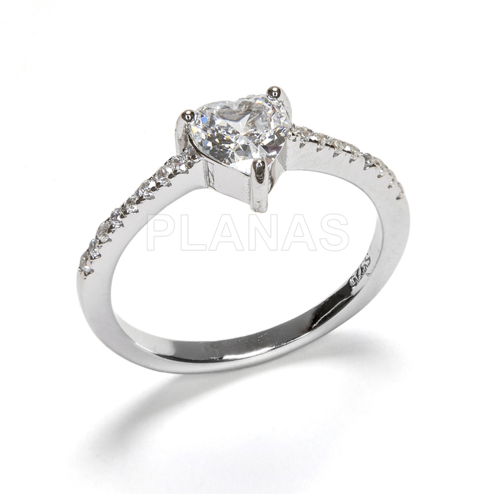 Anillo en Plata de ley Rodiada y Circonitas Blanca.  CORAZÓN.
