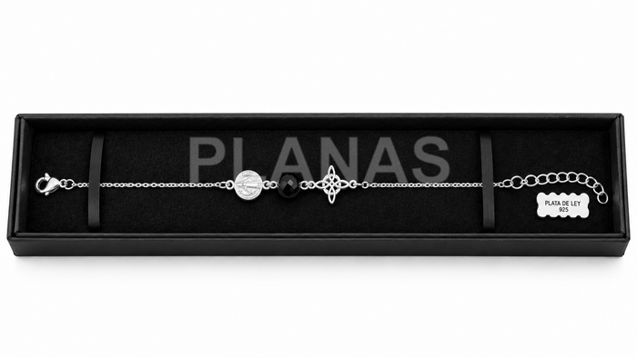 Pulseira em prata de lei com tetragrama, nó de bruxa e ônix. tripla proteção.