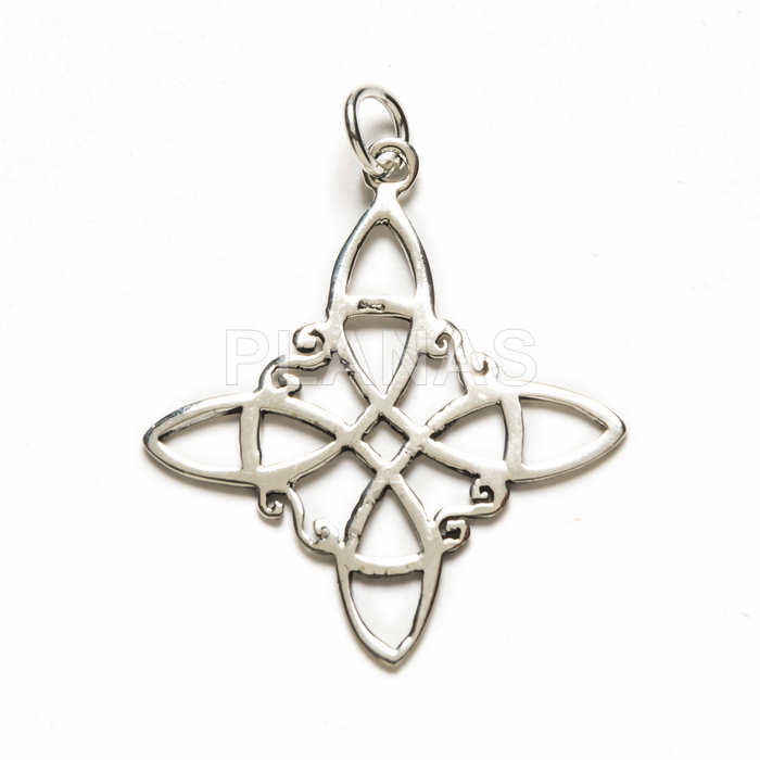 Colgante en plata de ley. NUDO DE BRUJAS.