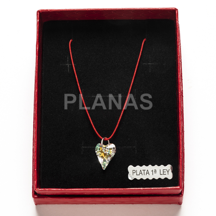 Colar em prata de lei com detalhe em cristal swarovski. formato de coração.
