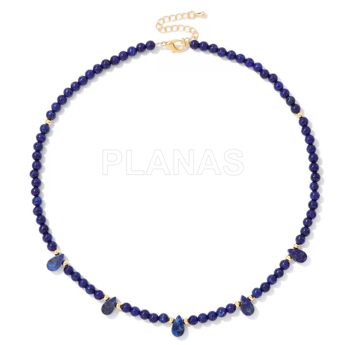 Colar em lápis-lazúli e contas de ouro.