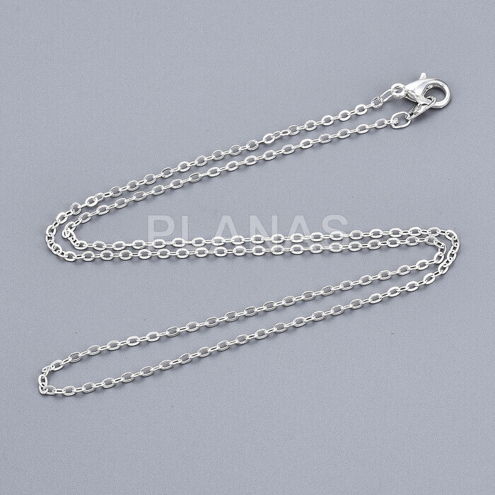 Cadena de latón en 46cm.