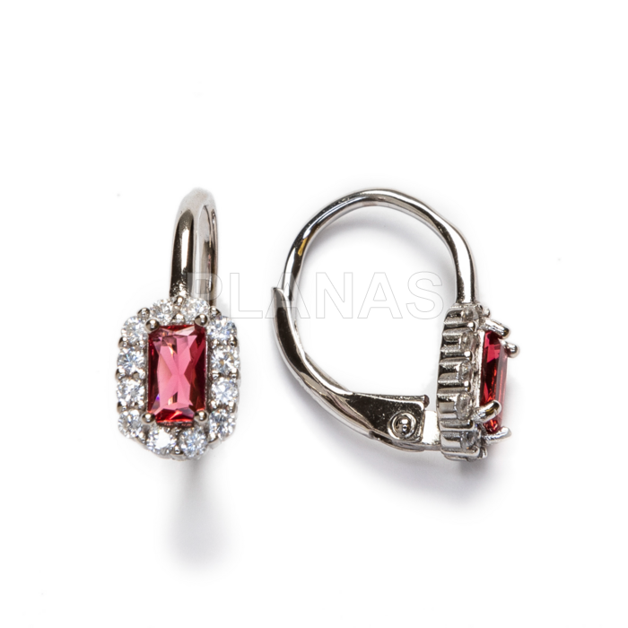 Pendientes en Plata de ley Rodiada y Circonitas Rubí. 