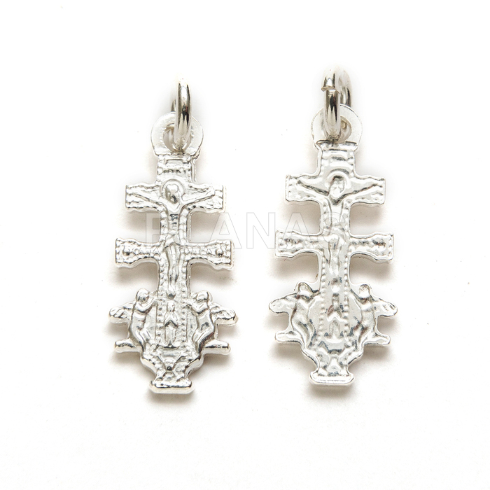 Cruz de Caravaca en Plata de ley. 