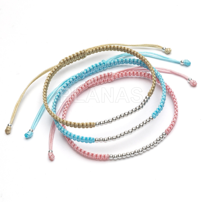 Pulseira de macramê em prata de lei. 