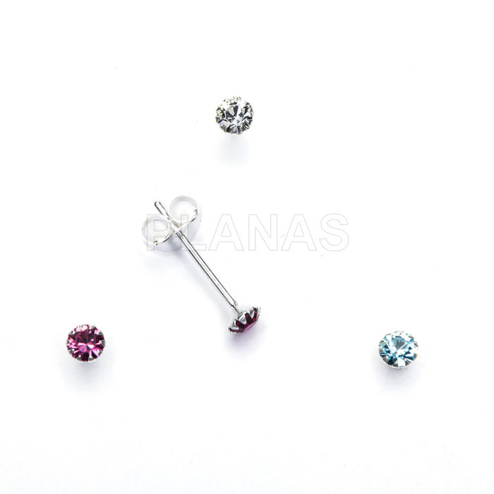 Brincos em prata de lei e zircônia cúbica. 3mm.