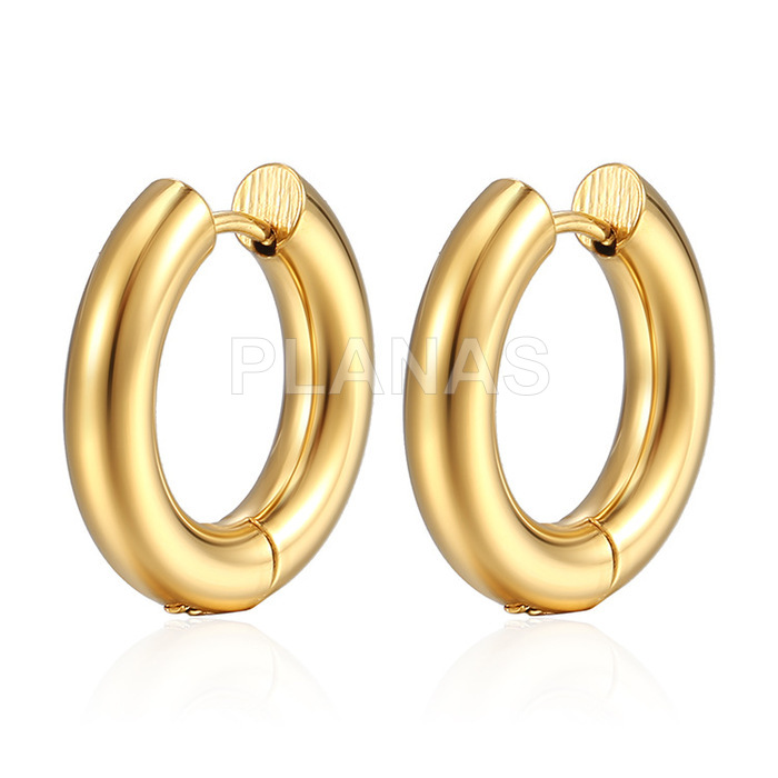 Brincos em aço inoxidável 304 com banho de ouro. 4 x 20 mm.