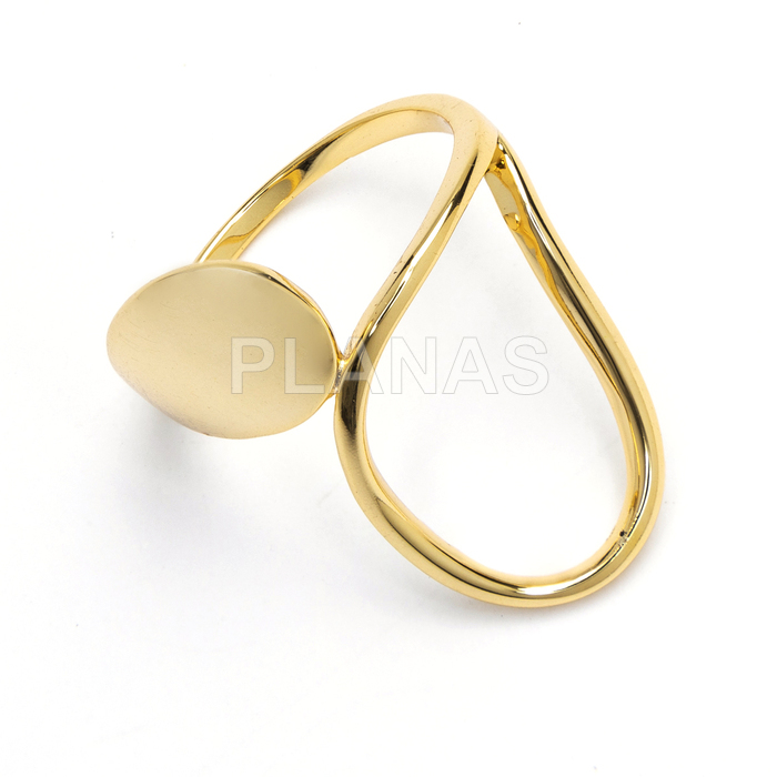 Anillo en Latón de alta calidad y Baño Oro.   