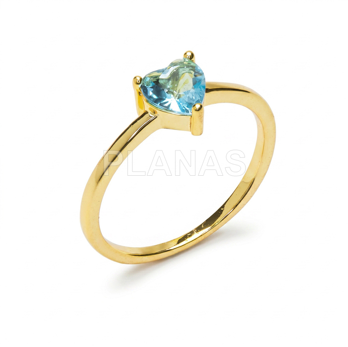 Anillo en Latón de alta calidad y Baño Oro con circonita Aguamarina. CORAZÓN.