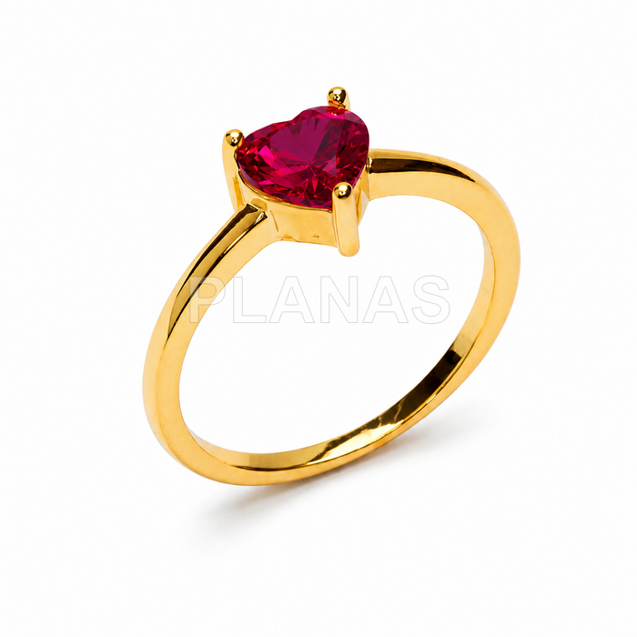 Anillo en Latón de alta calidad y Baño Oro con circonita Rubí. CORAZÓN.
