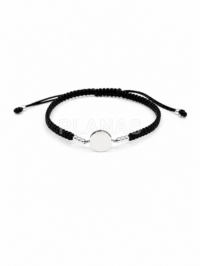 Pulseira de macramê em prata de lei com placa de 10mm.