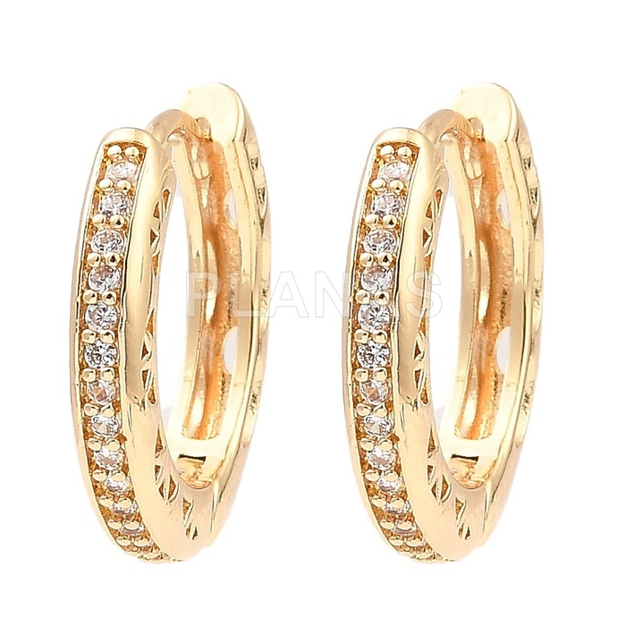 Aros en Latón y Baño oro rosa con Circonitas.  
