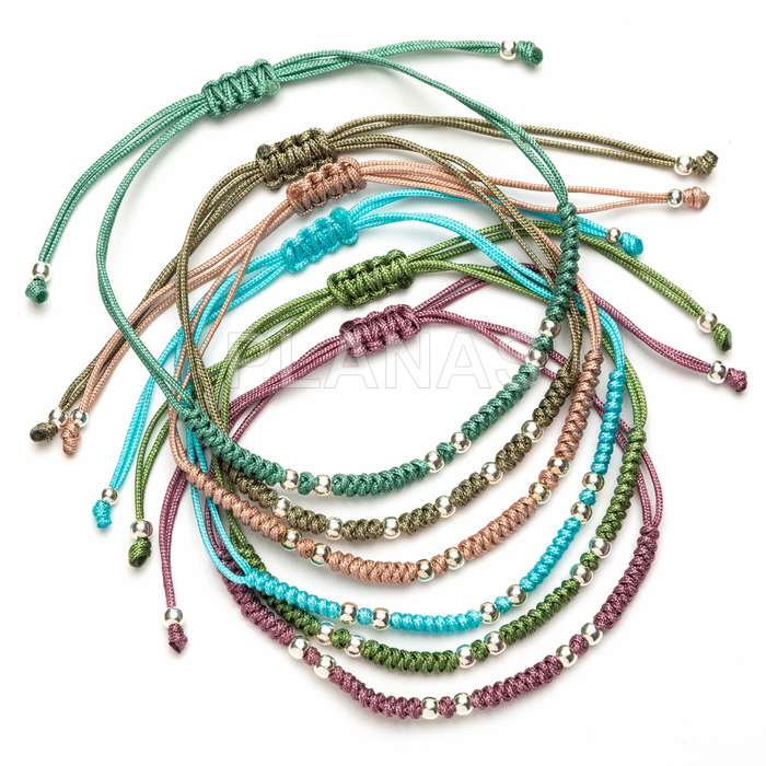 Pulseira de macramê em prata de lei. 