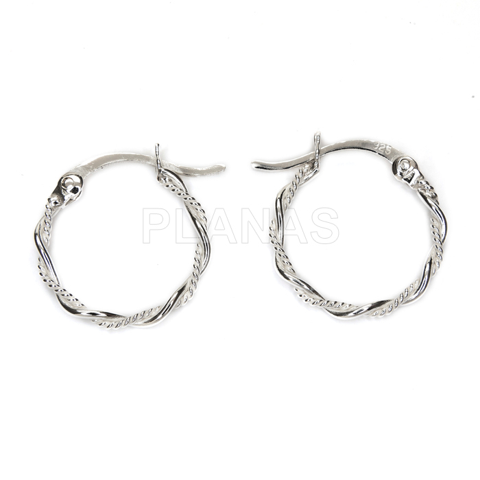 Aros trenzado en plata de ley.  