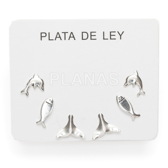 Expositor com 3 pares de brincos em prata de lei. golfinho/cauda de baleia/peixe.