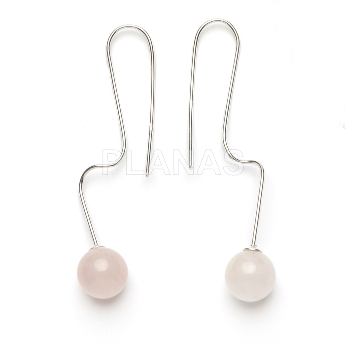 Brincos em prata de lei e quartzo rosa.  