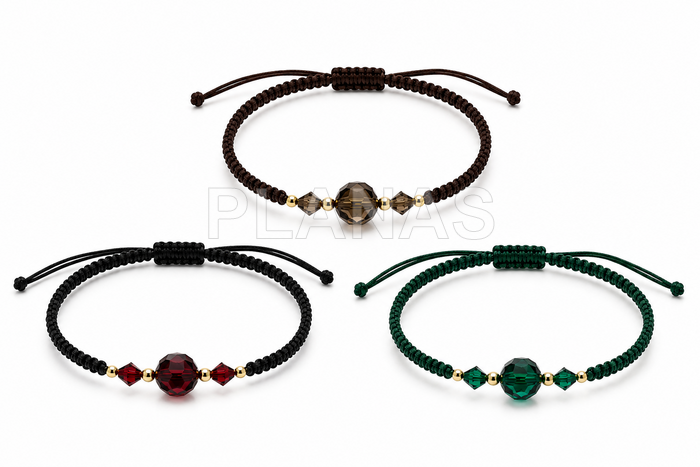 Pulseira de macramê em prata de lei e banhada a ouro com contas tupi e swarovski.