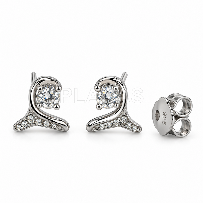 Pendientes en Plata de ley y Circonitas blancas. COLA DE BALLENA.