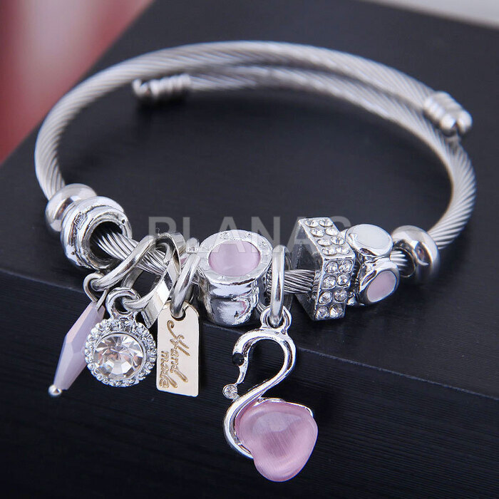 Pulsera rigida en Acero Inoxidable 304.
