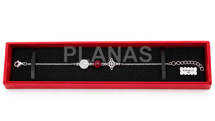 Pulseira em prata de lei com medalha de são bento, nó de bruxa e jade. tripla proteção.